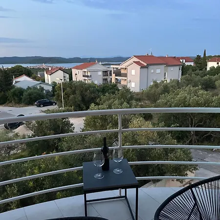 Island Hideaway Murter