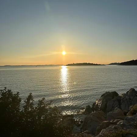 Island Hideaway * Murter