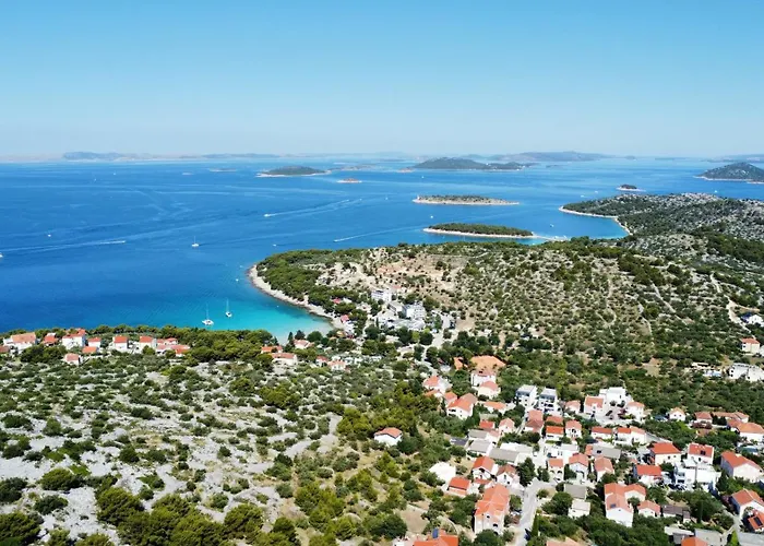 Island Hideaway * Murter